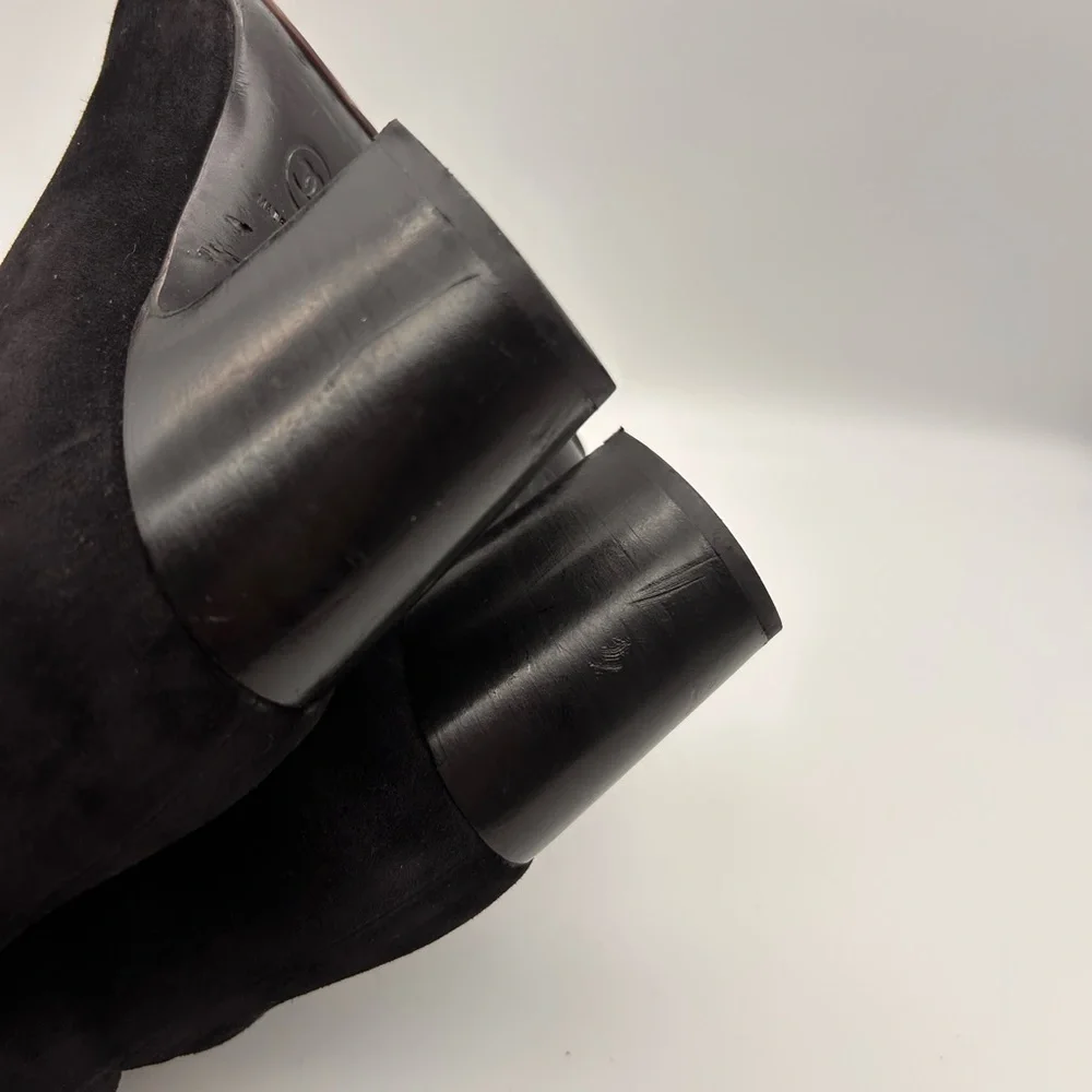 CHANEL Black Suede CC Calfskin Short Boots Made in Italy Size 38 Box Dustbags - Picture 6 of 15